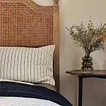 Country Style In The City - Close To Airport