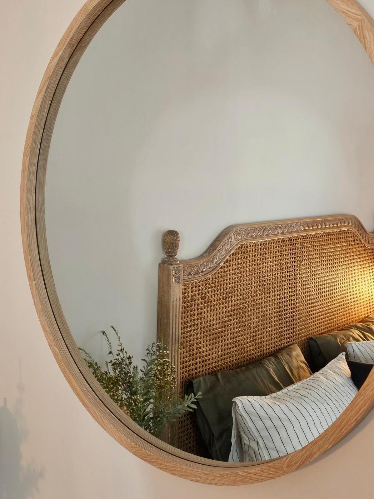 Country Style In The - Close To Airport Holiday home *