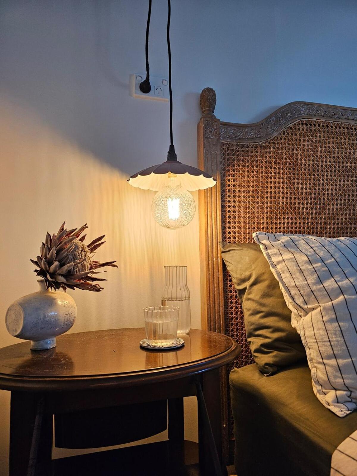 Country Style In The - Close To Airport Holiday home Sydney